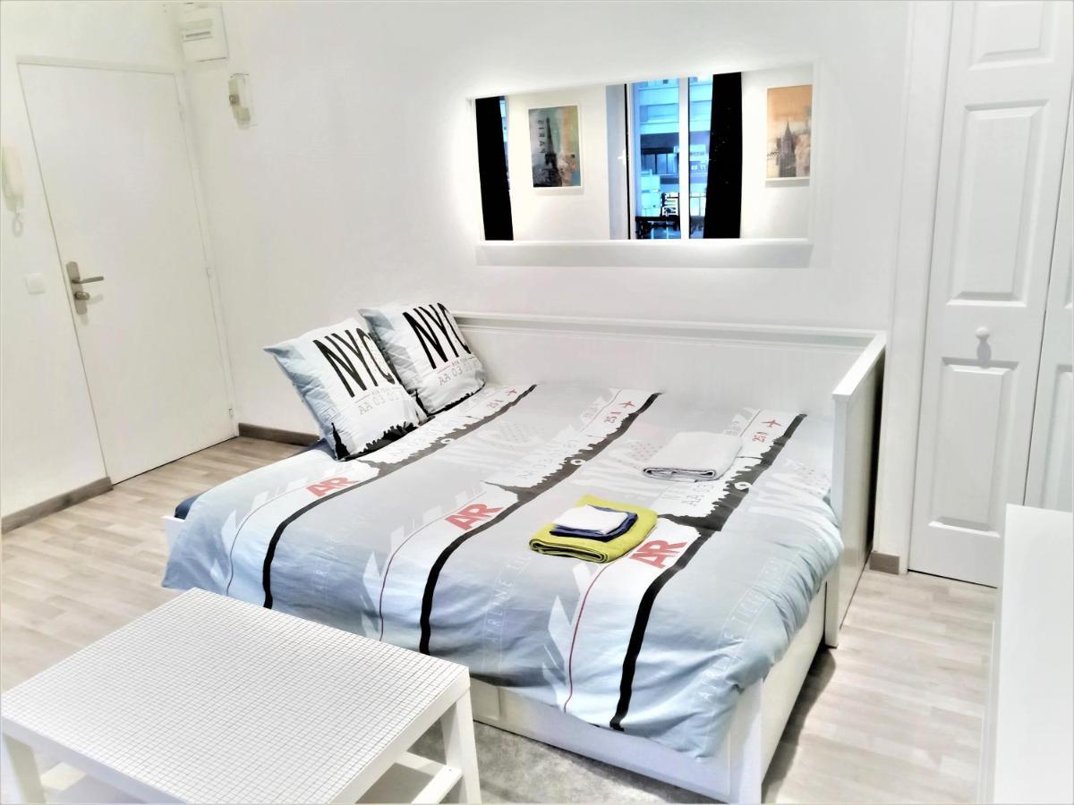 Appartement Proche Centre Ville, Gare Et Autoroute Melun Eksteriør billede