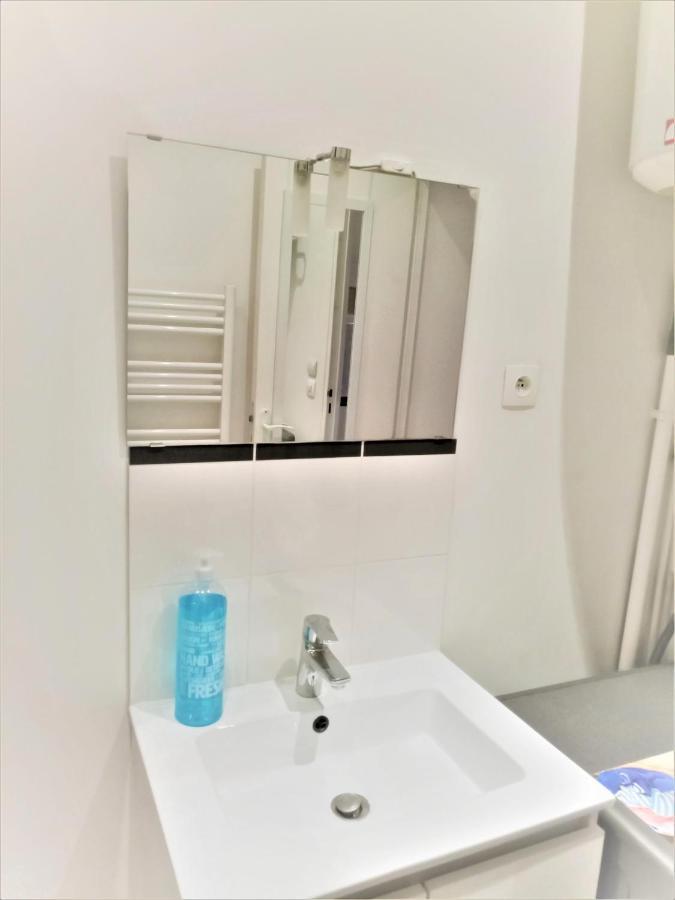 Appartement Proche Centre Ville, Gare Et Autoroute Melun Eksteriør billede